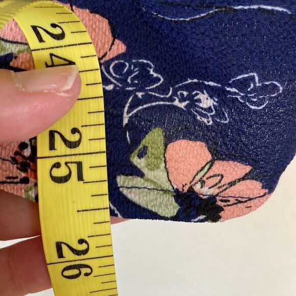Fun2Fun Navy Floral Split Neck Kenmore Pullover Blouse Size XS (N2) - Picture 5 of 9
